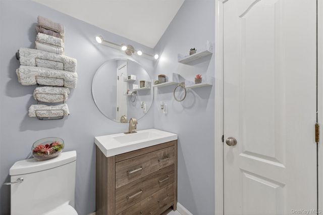 118 Elmcrest Drive, Fishkill, NY 12524