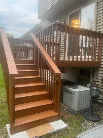 118 Elmcrest Drive, Fishkill, NY 12524