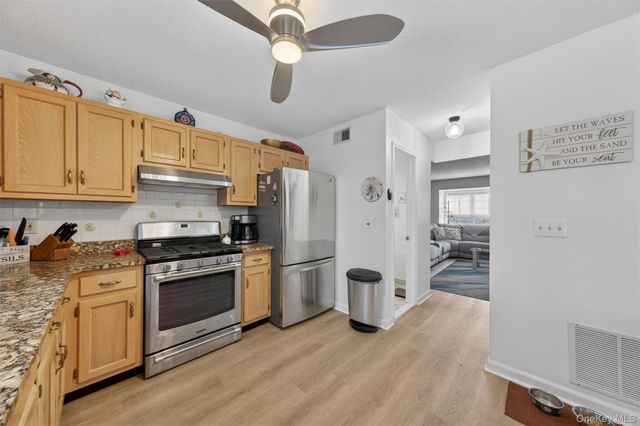 118 Elmcrest Drive, Fishkill, NY 12524