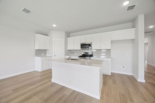 849 Bel Mares Street, Fort Worth, TX 76052