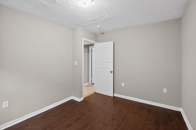 1111 CANARY LN, Memphis, TN 38109