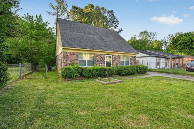 1111 CANARY LN, Memphis, TN 38109