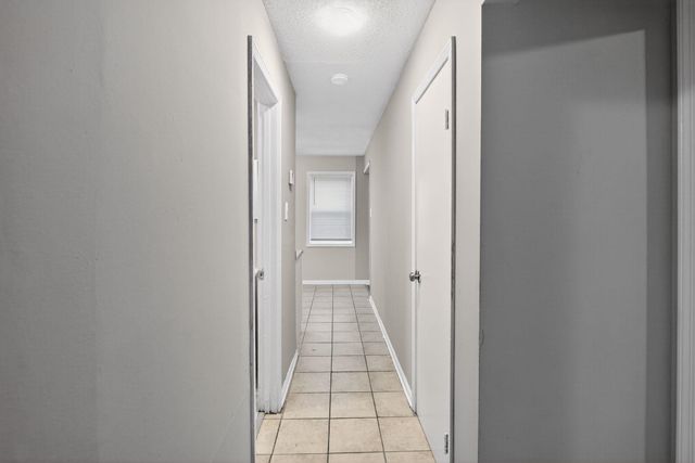 1111 CANARY LN, Memphis, TN 38109