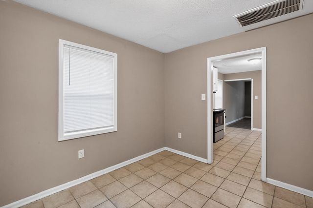 1111 CANARY LN, Memphis, TN 38109