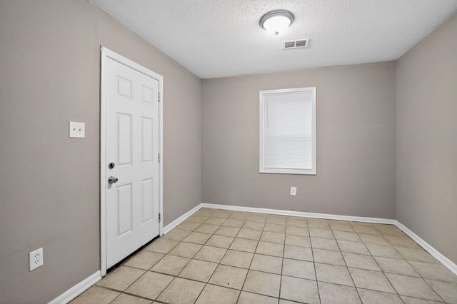 1111 CANARY LN, Memphis, TN 38109