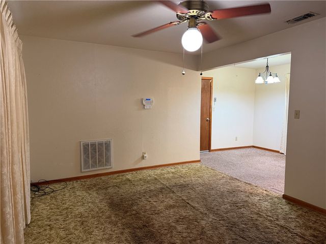 1003 Schallert Dr, Alice, TX 78332