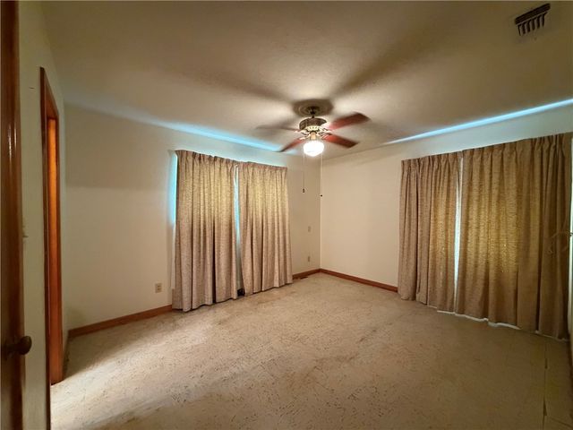 1003 Schallert Dr, Alice, TX 78332