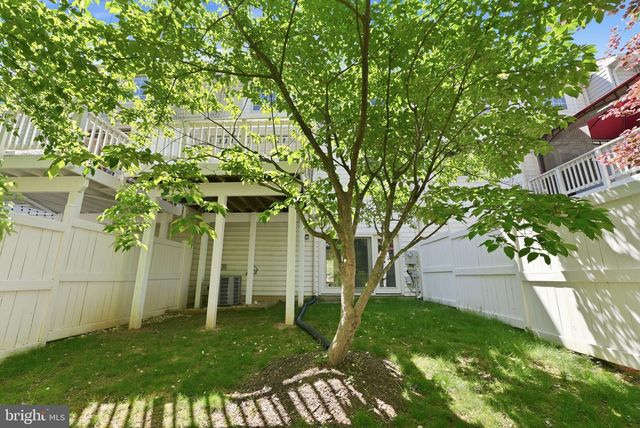 2709 BARONHURST DR, Vienna, VA 22181