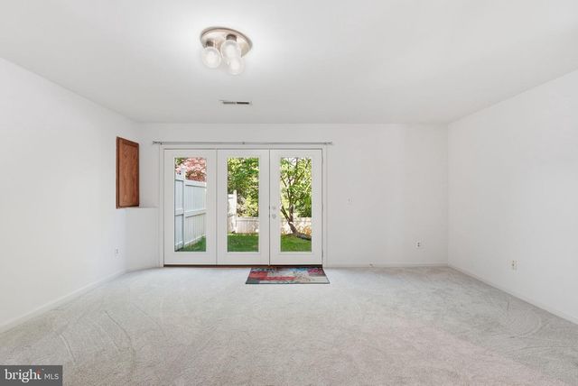 2709 BARONHURST DR, Vienna, VA 22181