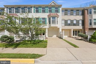 2709 BARONHURST DR, Vienna, VA 22181