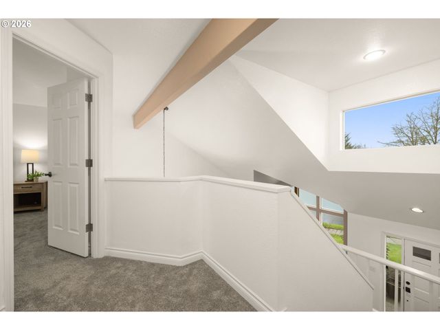 15100 Sw KINGBIRD Dr, Beaverton, OR 97007