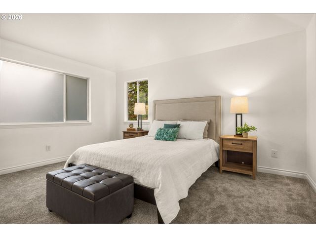 15100 Sw KINGBIRD Dr, Beaverton, OR 97007