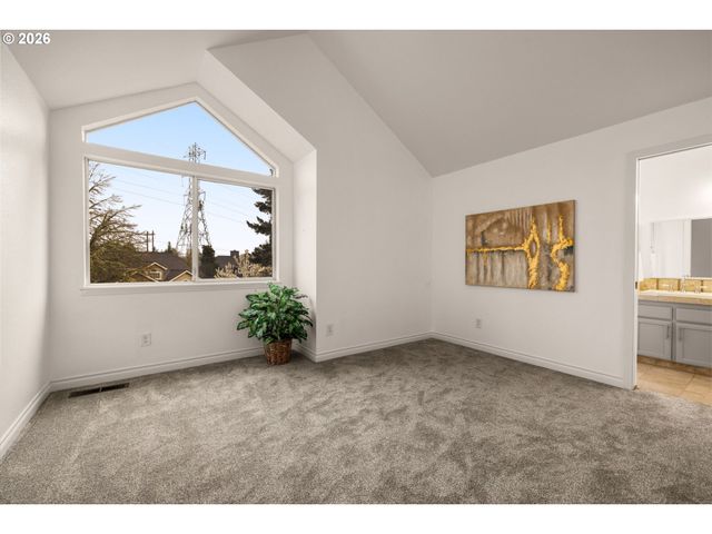 15100 Sw KINGBIRD Dr, Beaverton, OR 97007