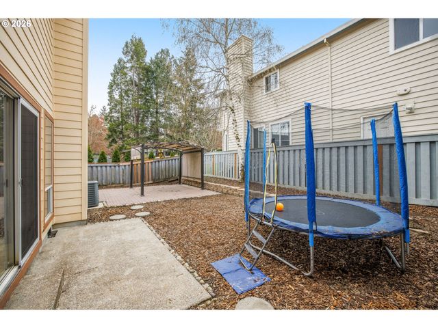 15100 Sw KINGBIRD Dr, Beaverton, OR 97007