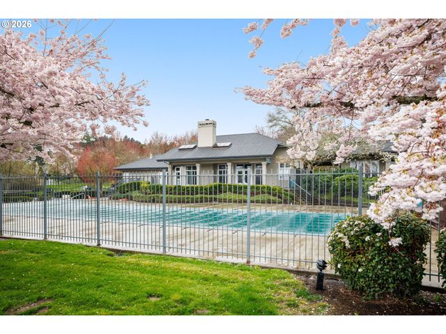 15100 Sw KINGBIRD Dr, Beaverton, OR 97007