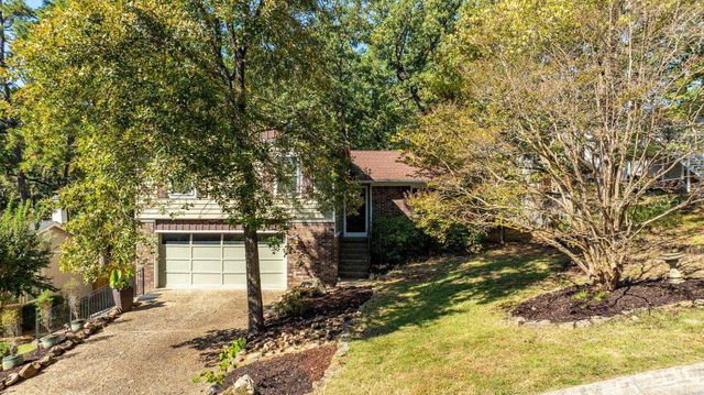 4 White Willow Court, Little Rock, AR 72212