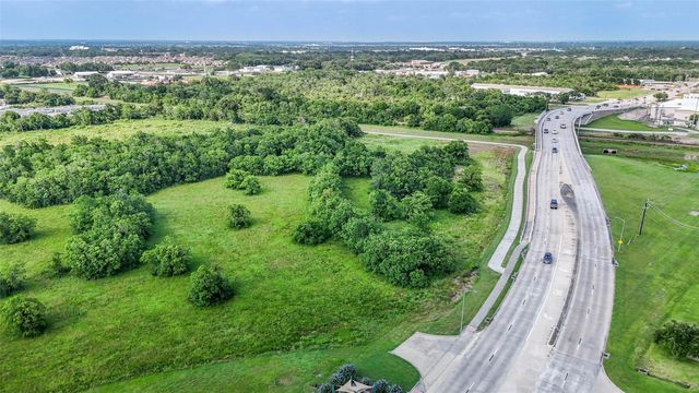 3901 Magnolia Parkway, Pearland, TX 77584