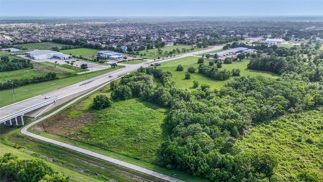 3901 Magnolia Parkway, Pearland, TX 77584