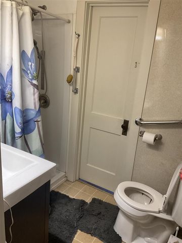 38983 County Road 215, Bangor, MI 49013