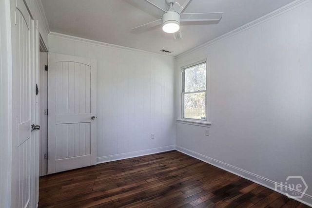 2016 Hawthorne Street, Savannah, GA 31404