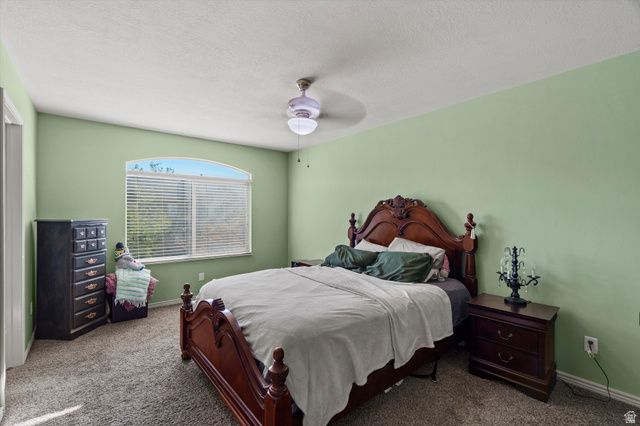 1814 W 5050 S, Roy, UT 84067