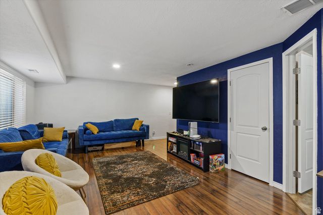 1814 W 5050 S, Roy, UT 84067