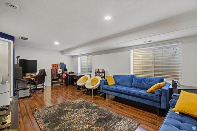 1814 W 5050 S, Roy, UT 84067