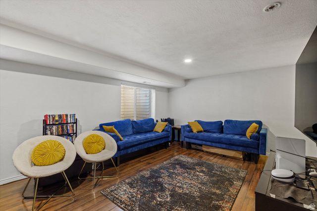 1814 W 5050 S, Roy, UT 84067