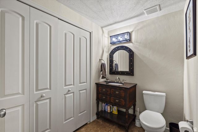 1814 W 5050 S, Roy, UT 84067