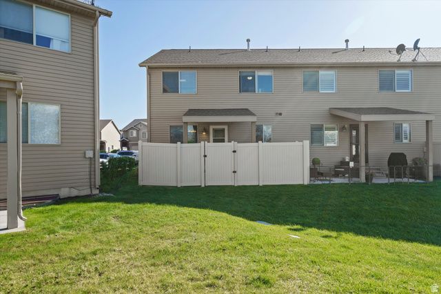 1814 W 5050 S, Roy, UT 84067