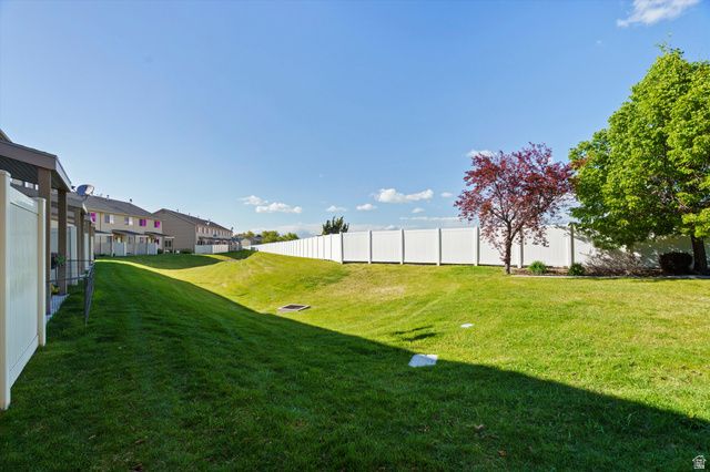 1814 W 5050 S, Roy, UT 84067