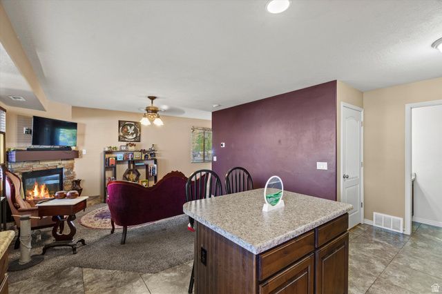 1814 W 5050 S, Roy, UT 84067