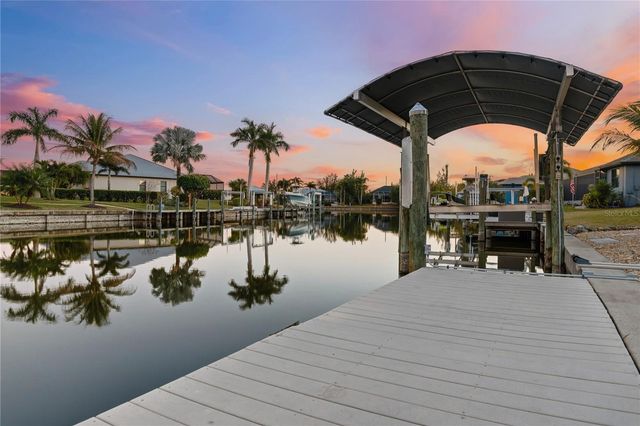 8242 ARLEWOOD CIRCLE, Port Charlotte, FL 33981