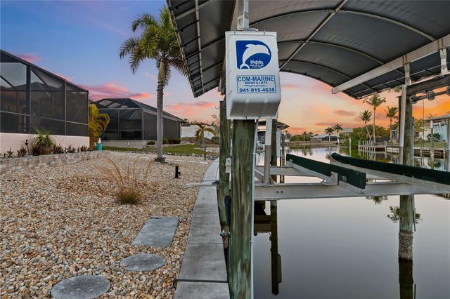 8242 ARLEWOOD CIRCLE, Port Charlotte, FL 33981