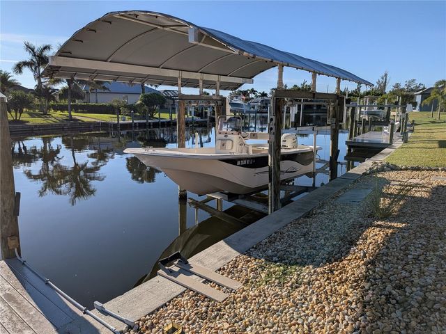 8242 ARLEWOOD CIRCLE, Port Charlotte, FL 33981