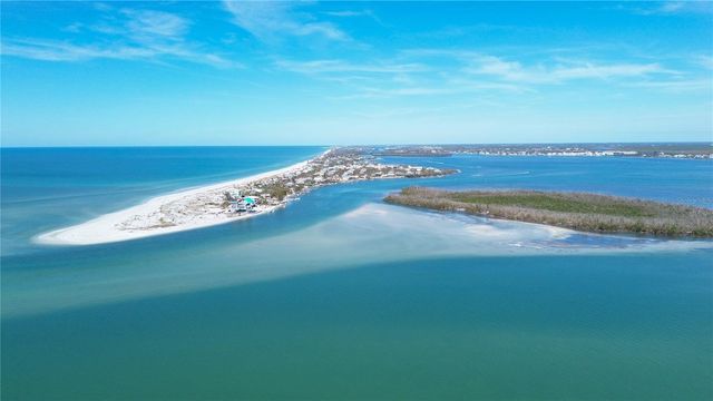 8242 ARLEWOOD CIRCLE, Port Charlotte, FL 33981