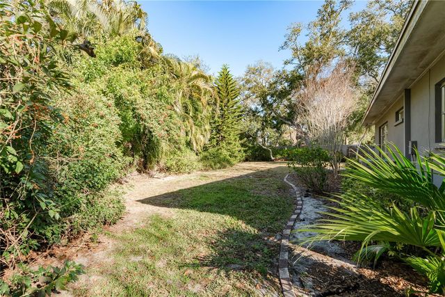 6952 122ND STREET, Seminole, FL 33772