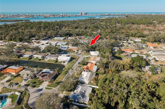 6952 122ND STREET, Seminole, FL 33772