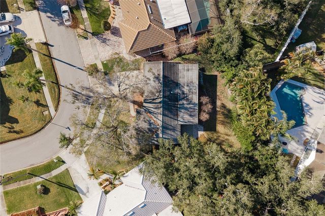 6952 122ND STREET, Seminole, FL 33772