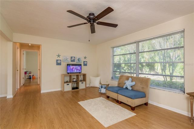 6952 122ND STREET, Seminole, FL 33772