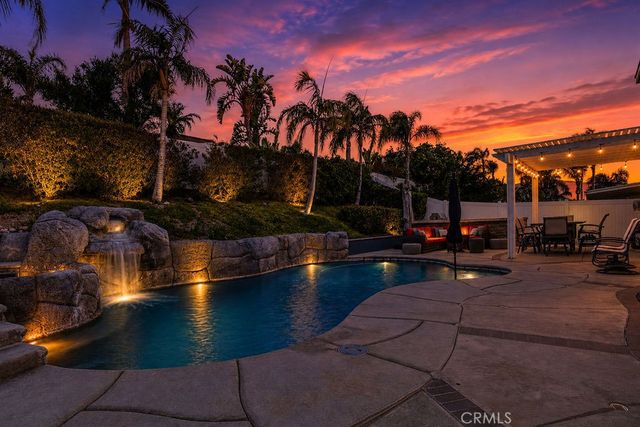 959 Hemingway, Corona, CA 92878