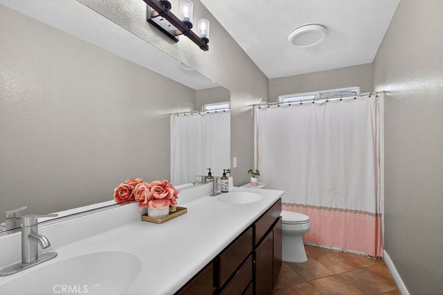 959 Hemingway, Corona, CA 92878