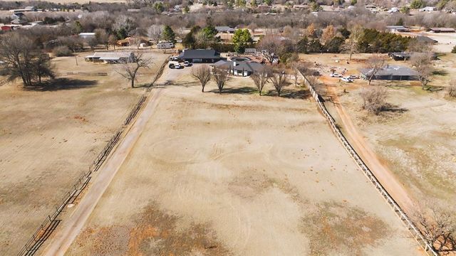 768 Ranchwood Drive, Tuttle, OK 73089