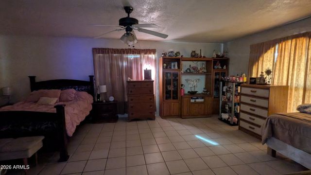 3833 W TAYLOR Street, Phoenix, AZ 85009