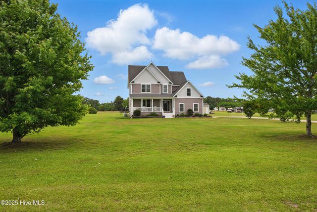 121 Solo Lane, Knotts Island, NC 27950