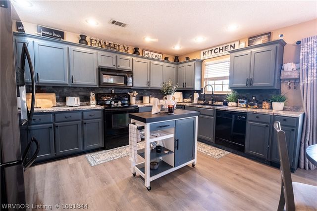 101 Horizon Lane, Alma, AR 72921