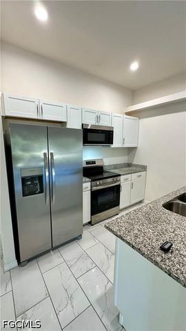 3301 SW 15th PL, Cape Coral, FL 33914
