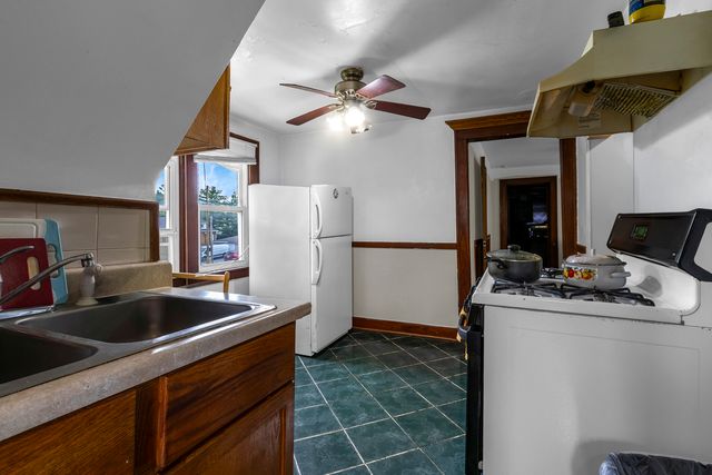 528 E 156th Street, Harvey, IL 60426