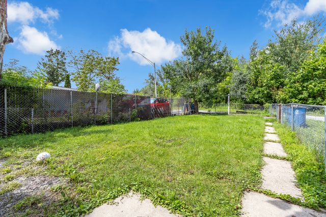 528 E 156th Street, Harvey, IL 60426