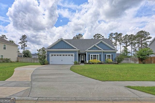 108 Whitebark Trail, Richmond Hill, GA 31324